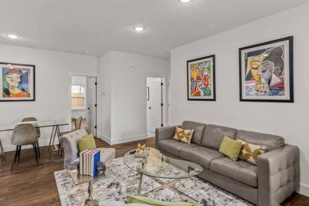 The Warhol - Pet-Friendly Apartment Bentonville Exterior photo