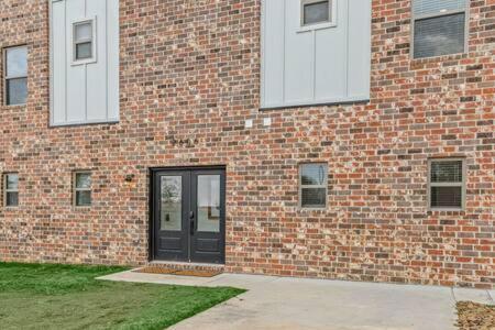 The Warhol - Pet-Friendly Apartment Bentonville Exterior photo